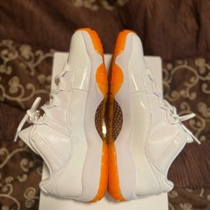 Retro 11 Low Citrus Orange. Size 10.5